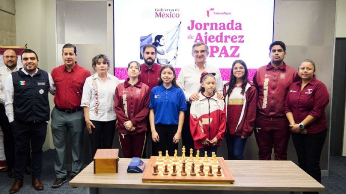 Abandera Américo Villarreal liga de béisbol tamaulipeca que representará a México en Mundial