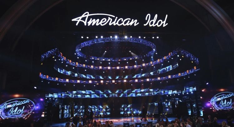 Un hombre asesina a la supervisora musical de "American Idol" y a su marido en Los Ángeles