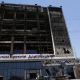 Autoridades intentan identificar 18 cadáveres en el mortal incendio de un centro comercial en Irak