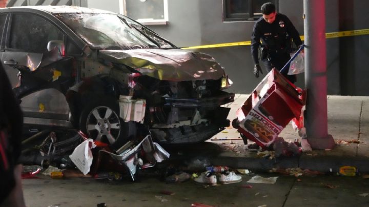 Vehículo embiste a multitud en Los Ángeles; hay 30 personas heridas (Video)