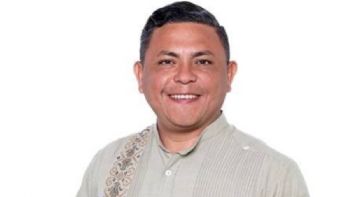 Alcalde de Espita, Yucatán, coloca retén para impedir acceso a la prensa y hostiga a periodista