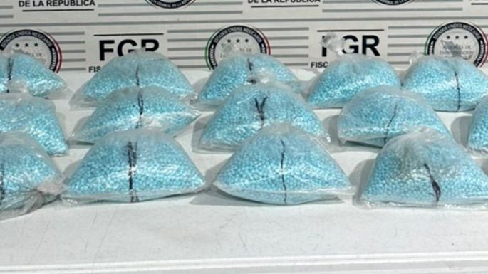 Decomisan 200 mil pastillas de fentanilo en un autobús de Sonora; hay dos detenidos