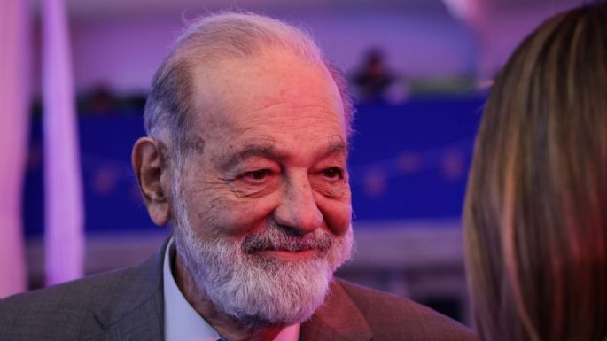 “No sólo dando dinero”: Slim critica asistencialismo de la 4T y pide fomentar la inversión privada