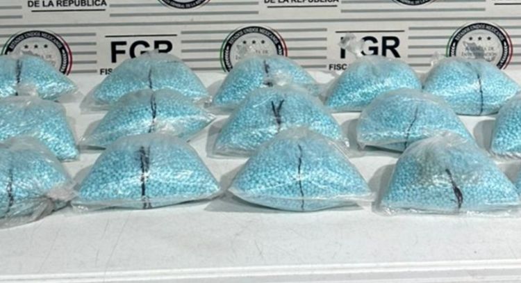 Decomisan 200 mil pastillas de fentanilo en un autobús de Sonora; hay dos detenidos