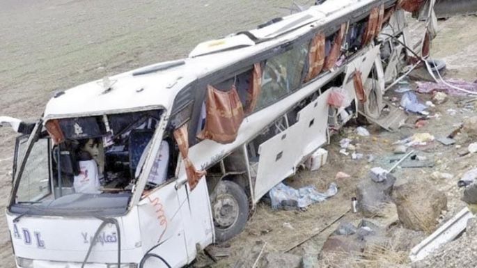 Accidente de autobús deja al menos 21 muertos y 34 heridos en Irán