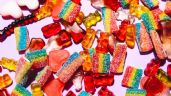 Foto ilustrativa de la nota titulada: La estafa de las gomitas en CDMX: así funciona el engaño que inicia con un dulce de regalo