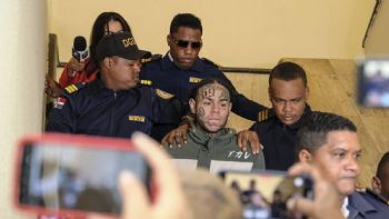 El rapero Tekashi 6ix9ine se declara culpable por posesión de drogas