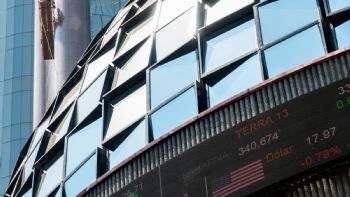 La BMV acelera “mecanismos de contención” tras caso CIBanco, Intercam y Vector; reconoce inquietud
