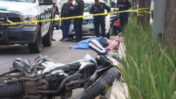 La Semovi retirará constancia de registro a aplicaciones que ofrezcan viajes en moto