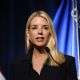 Exigen comparecencia de Pam Bondi tras nueva revelación sobre Trump y Epstein