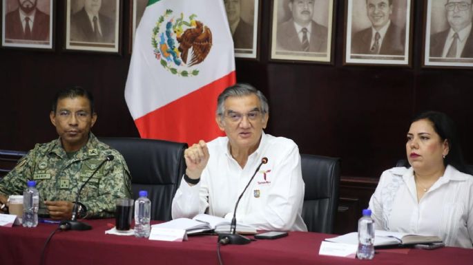Llama Américo a redoblar esfuerzos en seguridad pública