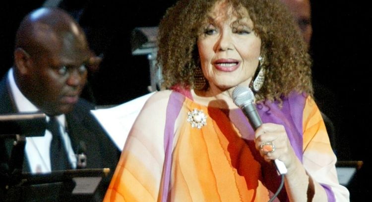 La cantante Cleo Laine, considerada la mayor voz de jazz de Gran Bretaña, muere a los 97 años