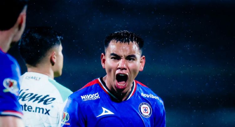 Cruz Azul goleó 4-1 a León con doblete Charly Rodríguez (Videos)