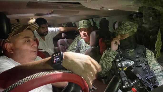 Militares son acorralados por ciudadanos en Nuevo Laredo tras haber robado dinero a comerciante