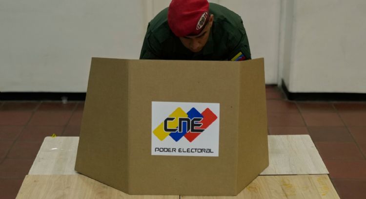 El chavismo “arrasa” en comicios municipales de Venezuela; destaca altísima abstención
