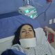 #LadySears lanza escultura contra una mujer en la cabeza y la manda al hospital