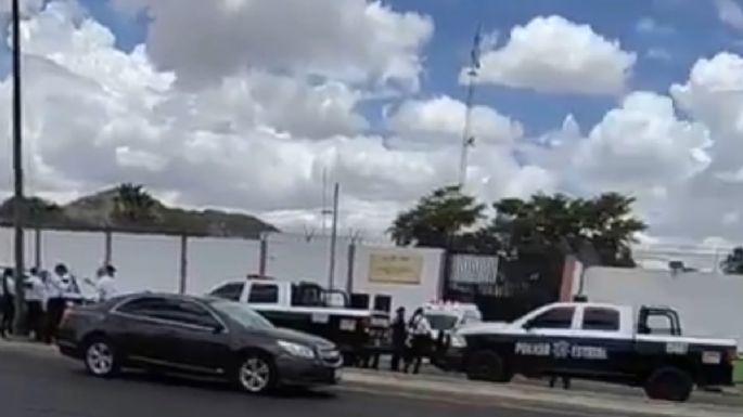 Un centenar de jóvenes reclusos se amotina en Sonora; un comandante resulta herido