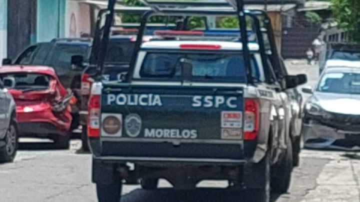 Detienen a expolicía con armas y vehículo robado; familiares denuncian cateo y detención irregular