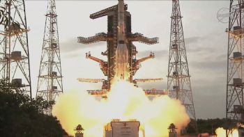 La NASA e India lanzan satélite para rastrear cambios en la superficie terrestre