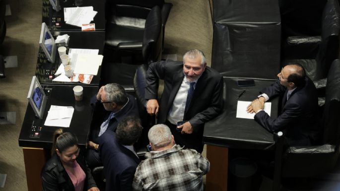 Mier da espaldarazo a Adán Augusto para que siga como coordinador de Morena en el Senado