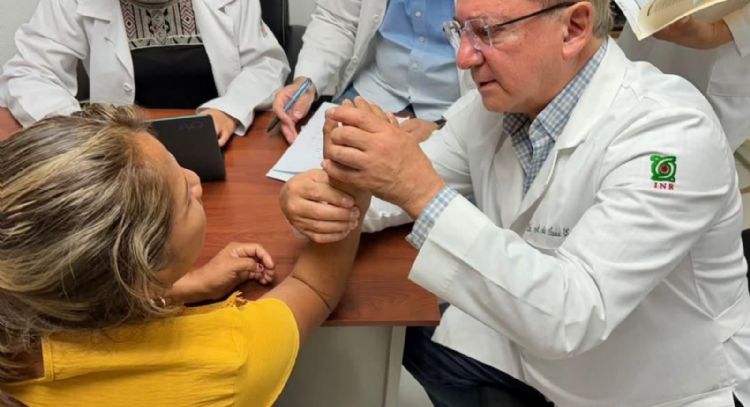 Benefician a 60 personas con cirugías de mano con daños severos