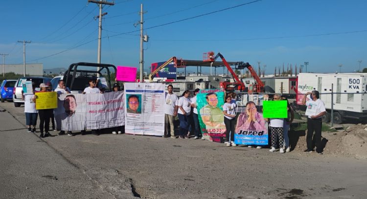 Familiares se manifiestan por desaparición de Pablo Jared; sus investigaciones apuntan a policías