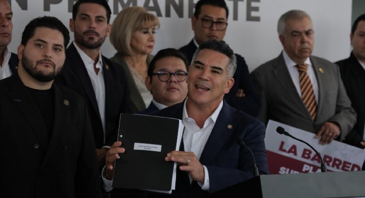 Tras solicitud de desafuero, “Alito” Moreno denuncia a AMLO, su hijo y gobernadores de Morena