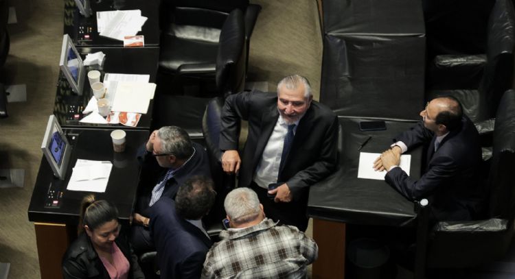 Mier da espaldarazo a Adán Augusto para que siga como coordinador de Morena en el Senado