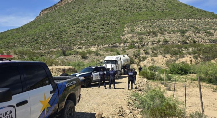 Detienen a cinco personas por ordeña de hidrocarburos y aseguran 44 mil litros