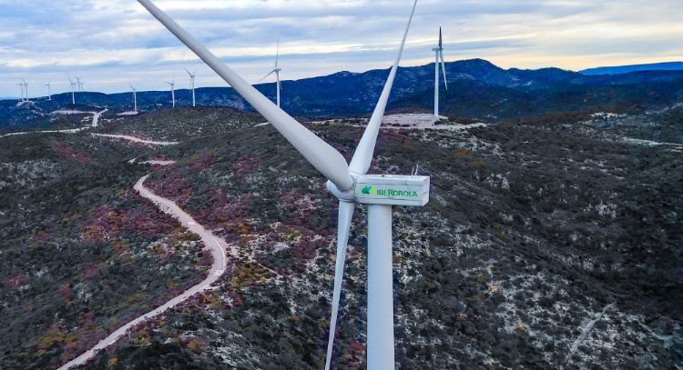 Iberdrola se va de México y Cox compra su infraestructura por 4 mil 200 millones de dólares