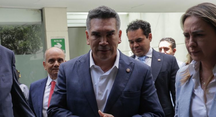 Tras solicitud de desafuero, "Alito" denuncia “persecución política brutal” de Morena en su contra