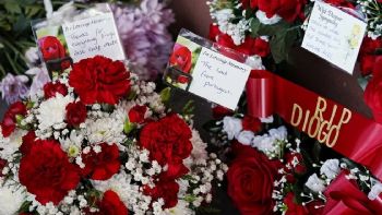 La familia de Diogo Jota se reúne para el velatorio tras el accidente fatal