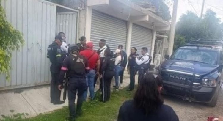 Hombre asesina a su hija de 2 años con un machete; la enterró debajo de un sillón