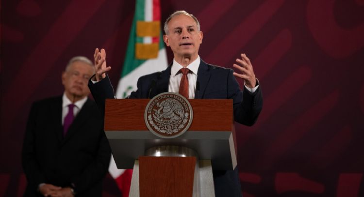 La designación de López-Gatell para la OMS abre la herida de la pandemia en México