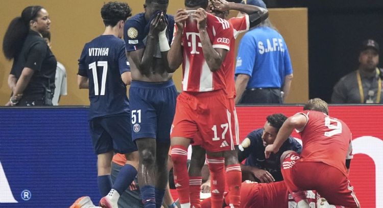 Jamal Musiala, jugador del Bayern Múnich, sufre terrible lesión en el Mundial de Clubes (Video)