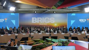 Bloque BRICS condena alza de aranceles en cumbre ensombrecida por tensiones en Oriente Medio