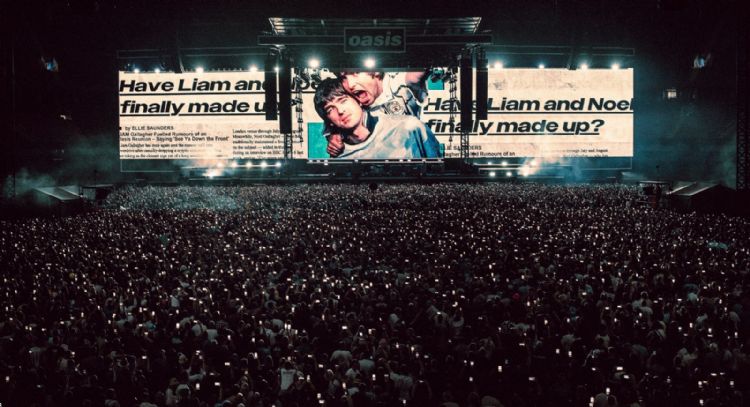Oasis regresa después de una pausa de 16 años y arranca su gira mundial en el Reino Unido (Videos)