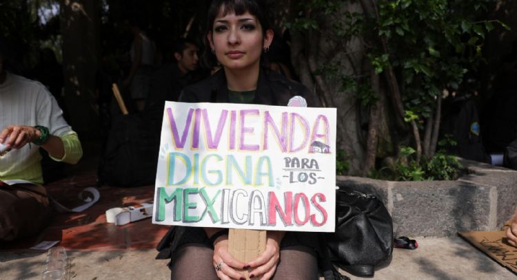 “Fuera gentrificadores”: primera manifestación contra la gentrificación en CDMX