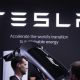 Acciones de Tesla caen 7% al reanudarse disputa entre Musk y Trump