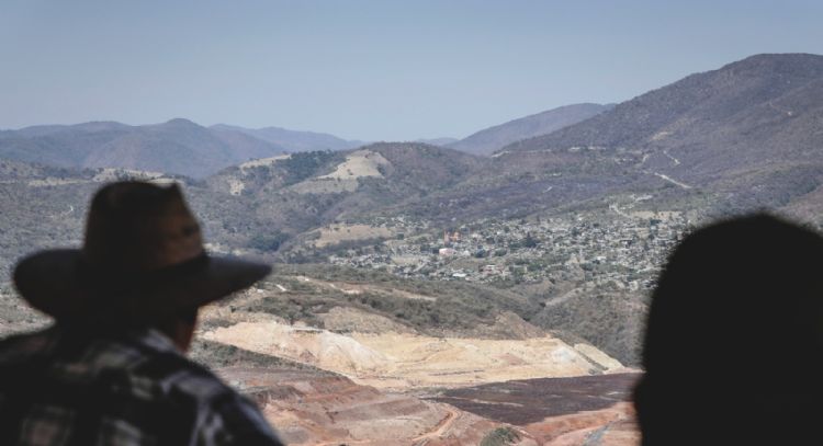 Una minera se queda con el oro y El Carrizalillo, con contaminación, engaños y amenazas