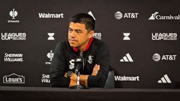 Gonzalo Pineda renuncia como director técnico del Atlas
