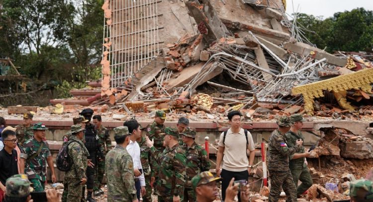 Tailandia acusa a Camboya de colocar minas terrestres tras tres soldados heridos en explosión