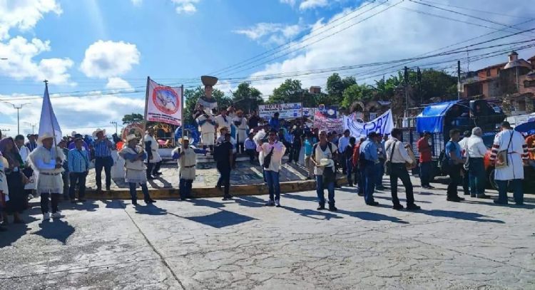 Pueblos tseltales marchan en Chiapas contra la autopista Palenque-San Cristóbal