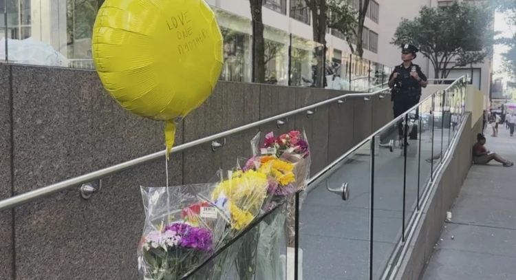Cientos de personas honran al guardia de seguridad asesinado en tiroteo de torre de oficinas en NY