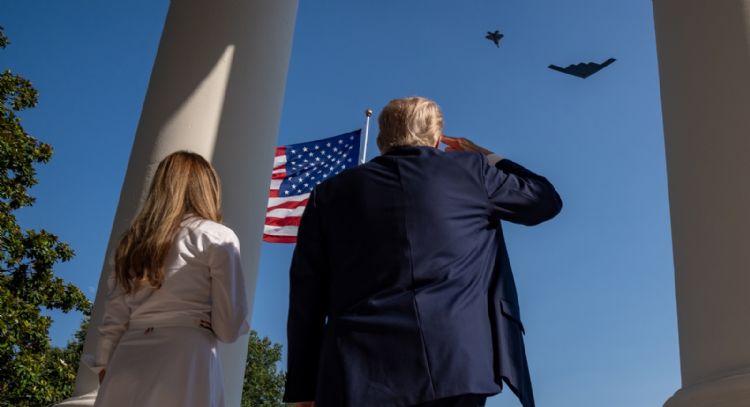 Trump anuncia que expulsará de Washington D.C. a toda la población sin hogar