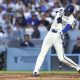 Ohtani conecta su jonrón 40 de la temporada en el juego de los Dodgers ante los Blue Jays