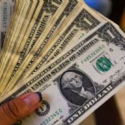 Se frena la racha de ganancias del peso; cotiza en 18.51 por dólar