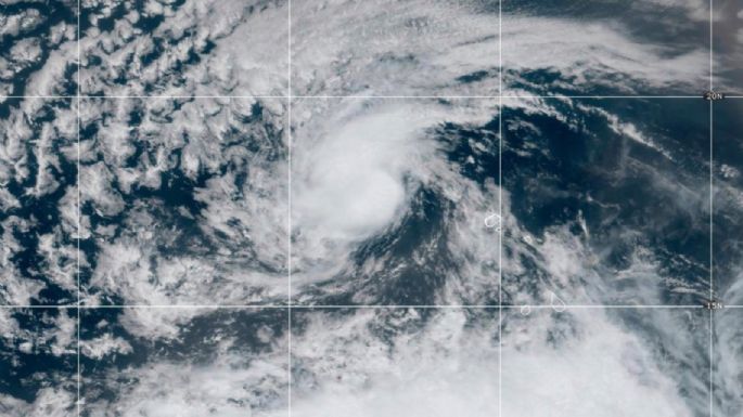 Tormenta tropical Erin se forma en el Atlántico y el huracán Henriette se fortalece en el Pacífico