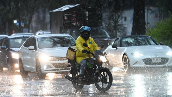 Lluvia del domingo, la más intensa desde 1952 en el Zócalo; hubo 141 encharcamientos