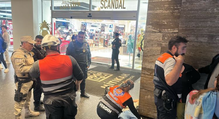 Se desploma elevador en la Plaza Mitikah de CDMX; dos lesionados